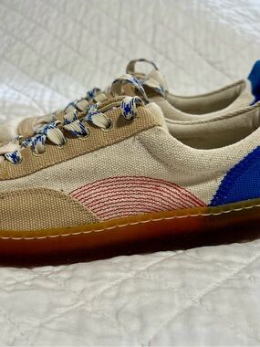Everlane Natural Canvas Sneakers with Blue Accents